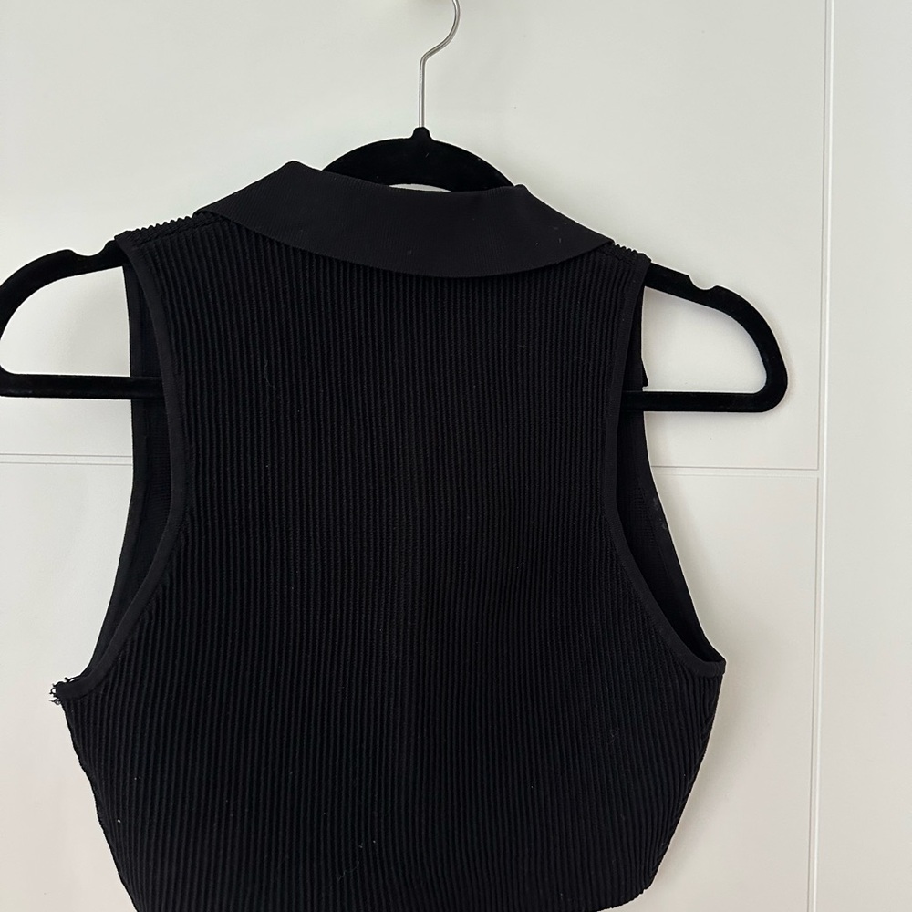 Aritzia Ribbed Polo Top - Picture 4 of 4